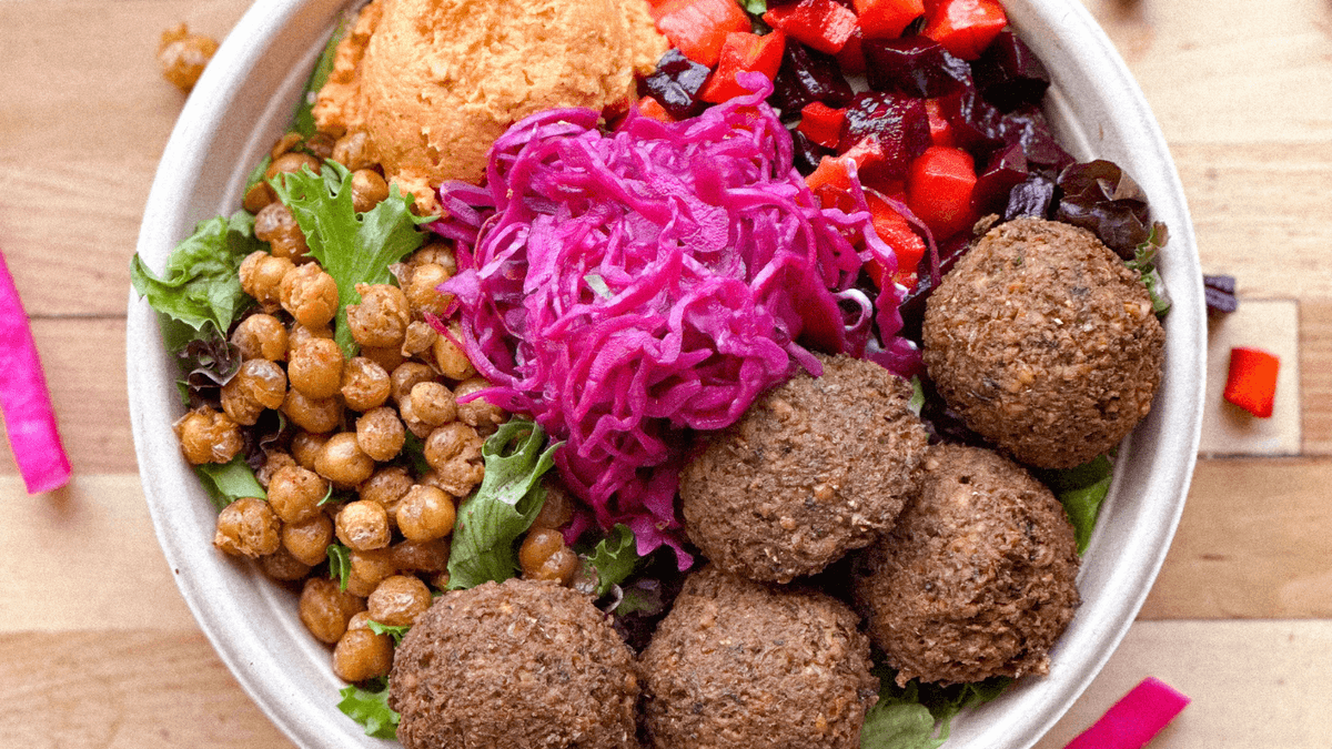 Crispy Falafel Salad