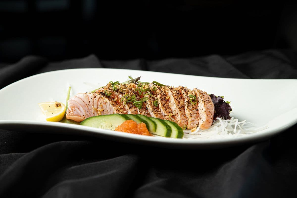 Salmon Tataki Sashimi