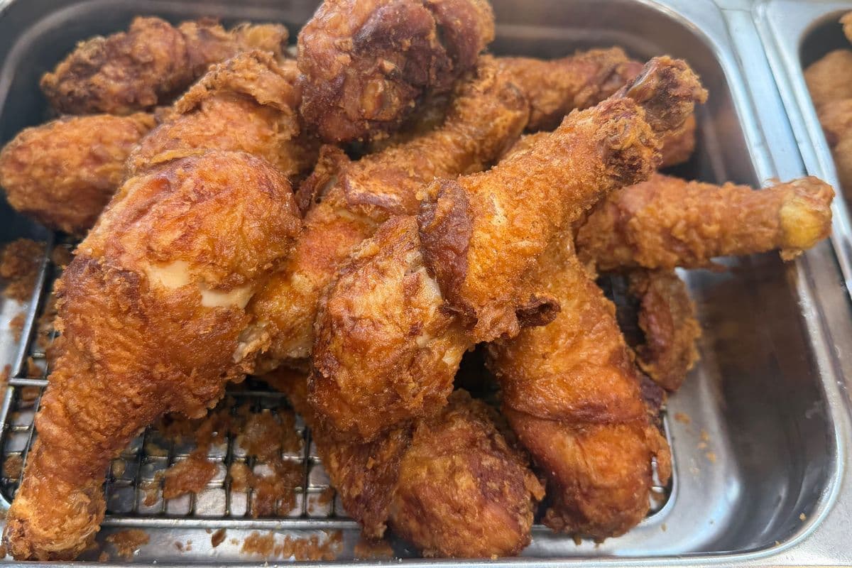 *NEW* (8pcs) Fried Chicken Drumsticks