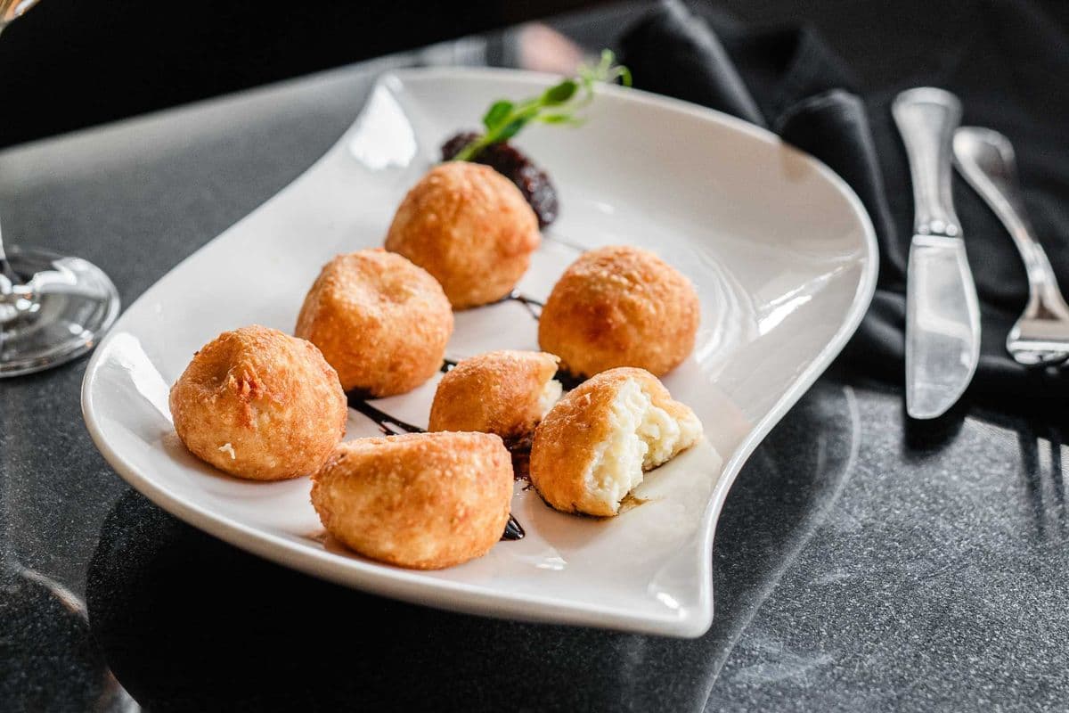 Tyroloukouma