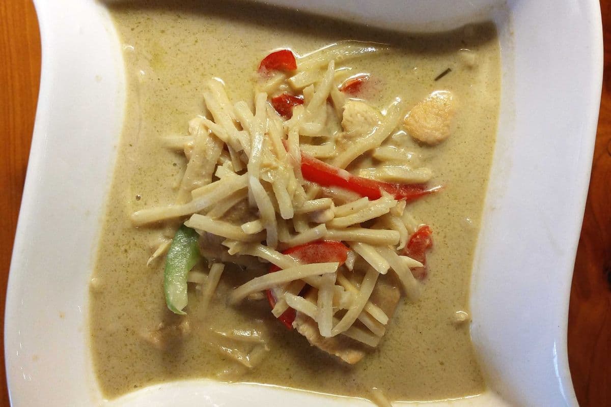 S3. Green Curry