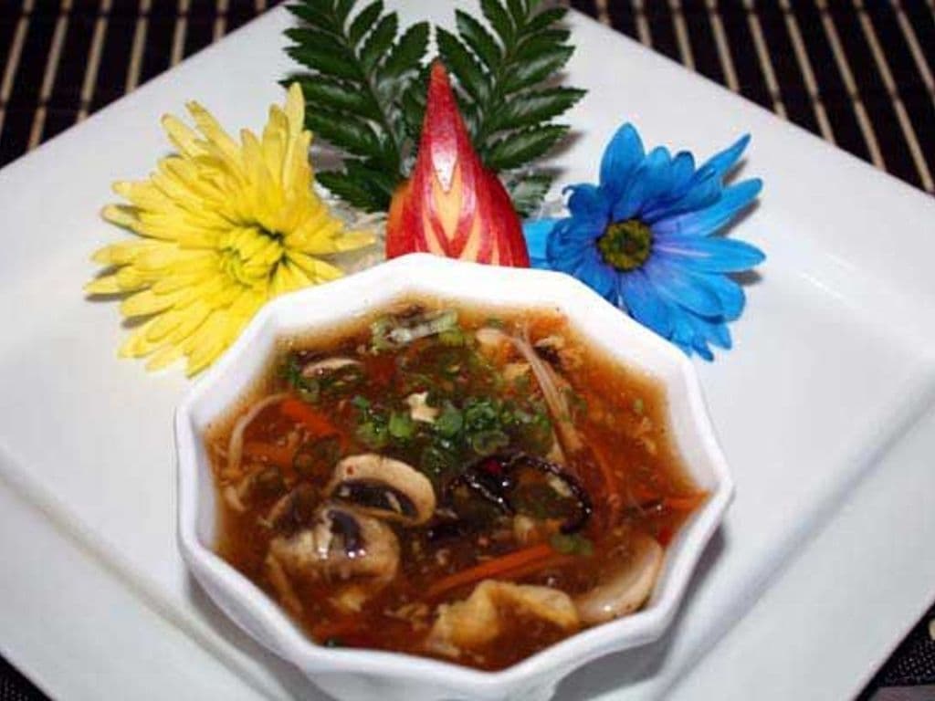 1A. Hot & Sour Soup (Small)