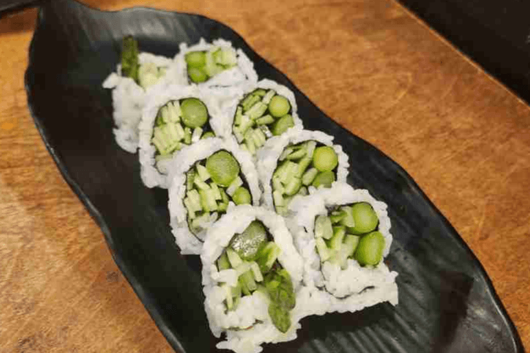 Aspara and Cucumber Roll