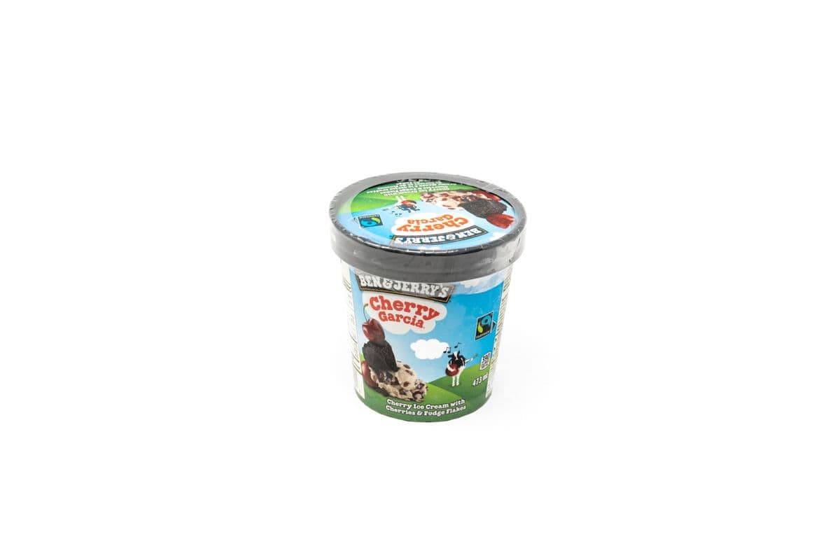 Ben & Jerry's Cherry Garcia (473 ml)
