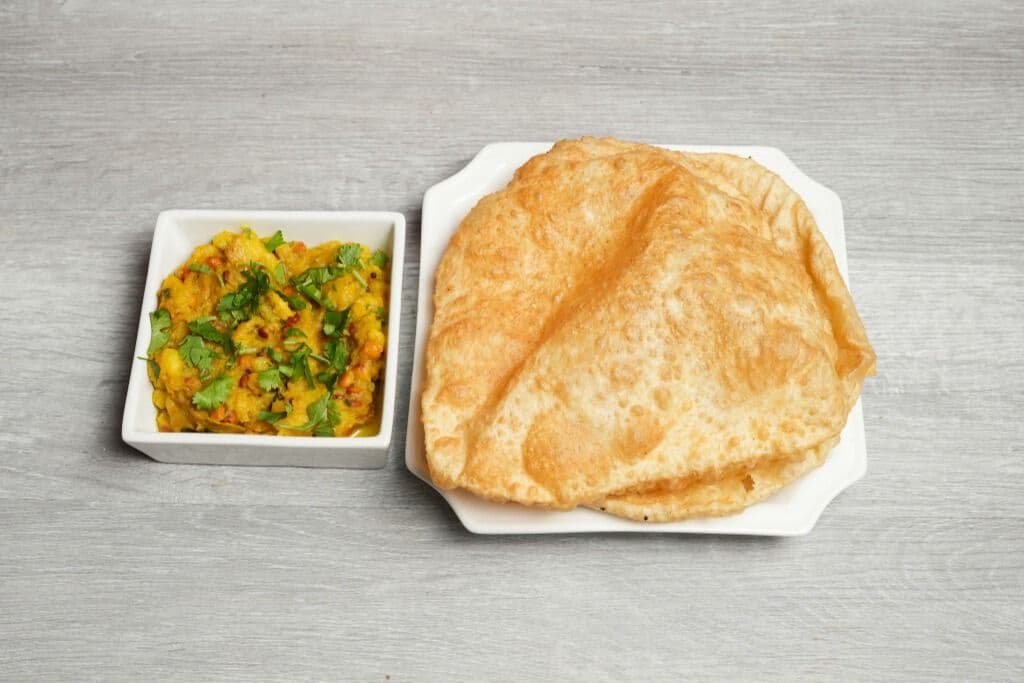 Two Pieces Poori with Masala