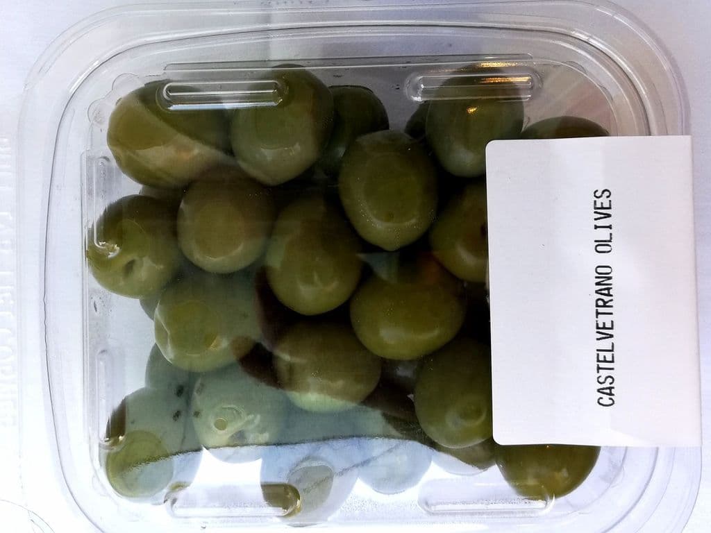 F2T CASTELVETRANO OLIVES 8OZ