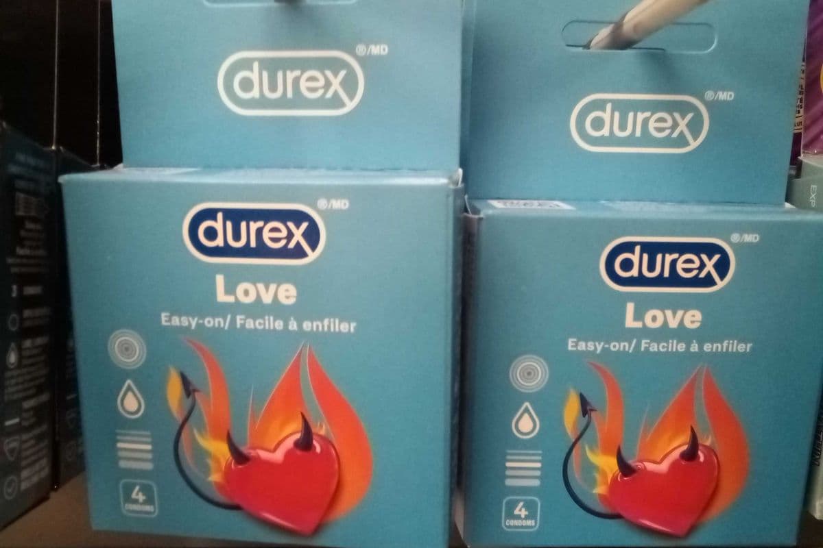 Durex love condoms 4 pack