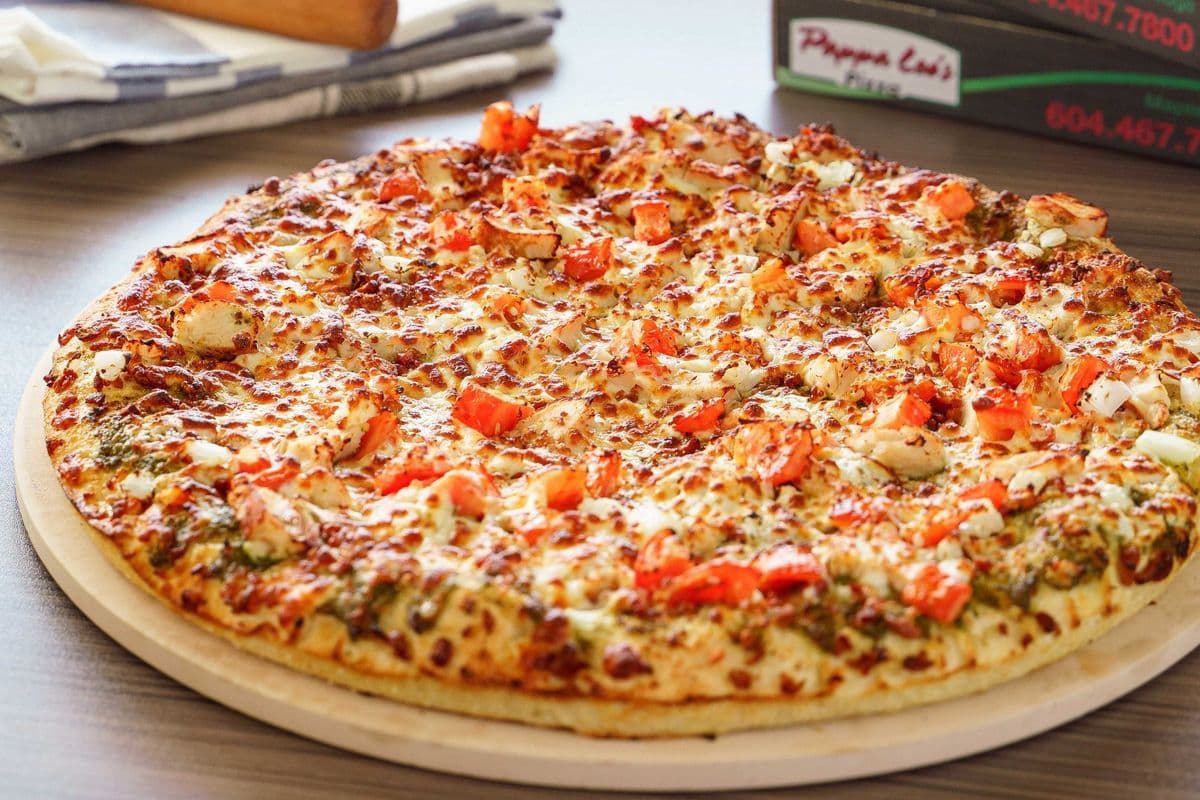 Small Pesto Chicken Pizza