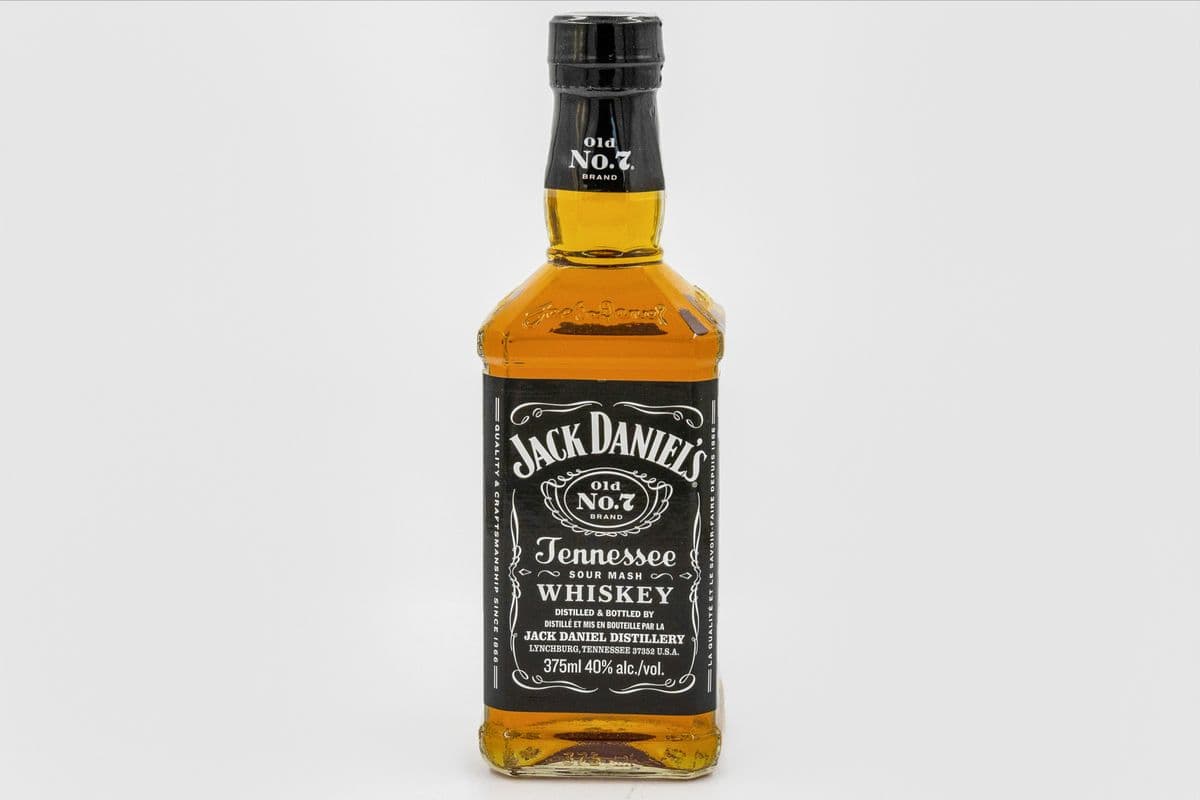 Jack Daniel Whisky (1 x 375 ml)
