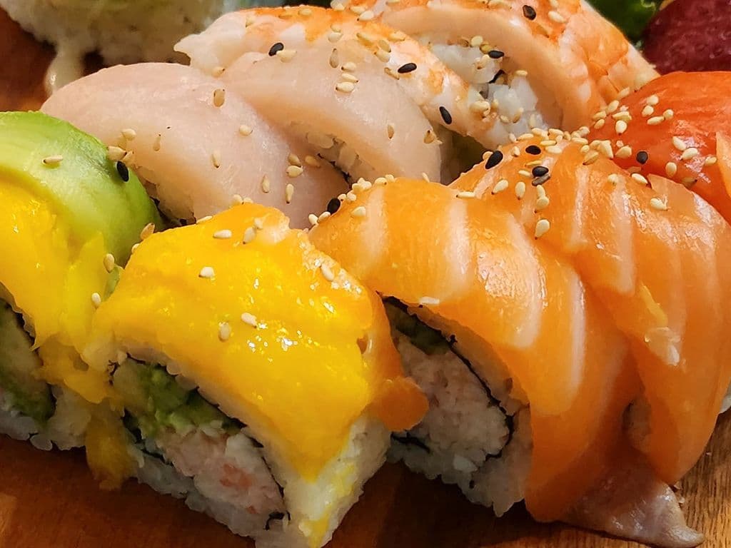 Rainbow Roll(8pcs)