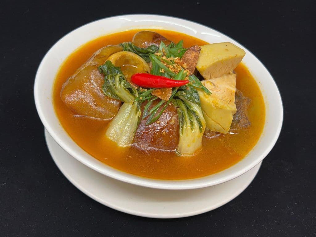 Pata Nilaga / Kansi