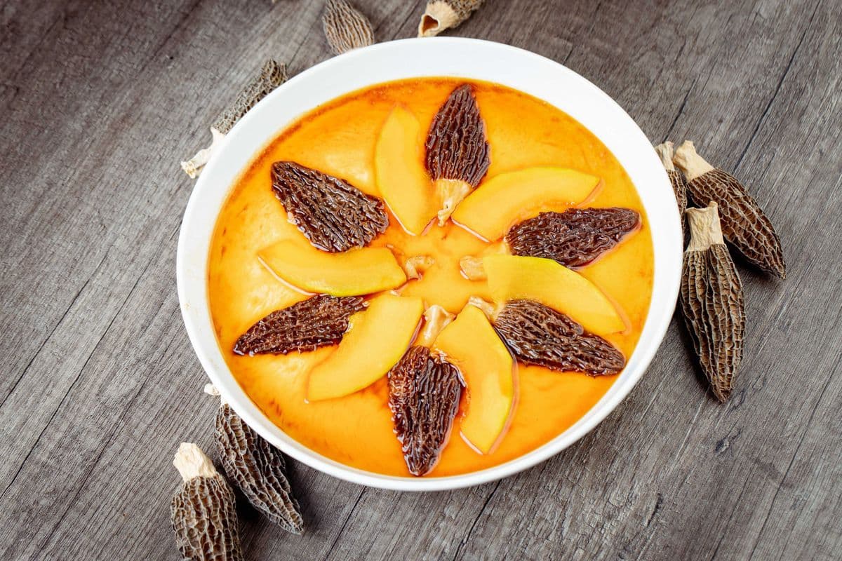 Steam Egg with Morchella & Pumpkin 羊肚菌南瓜蒸水蛋