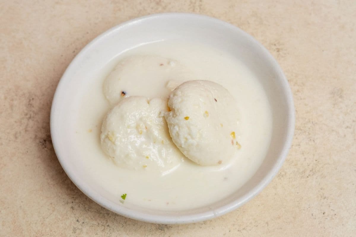 Rasmalai (2pcs)