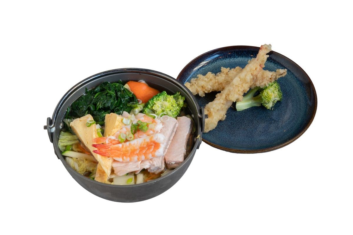 Seafood Nabe Udon