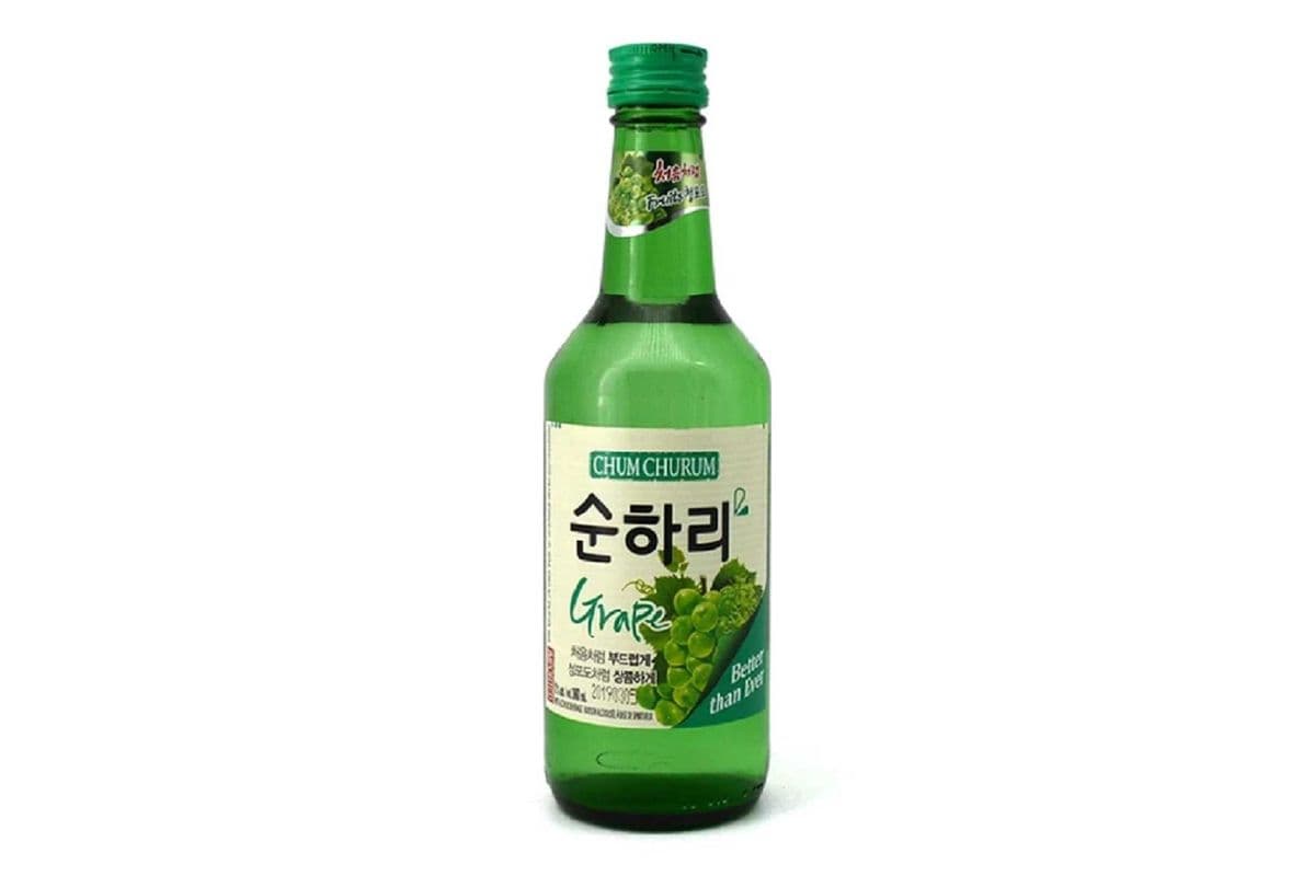 Chum Churum Soju Grape (360 ml Bottle) (1 x 360 ml)