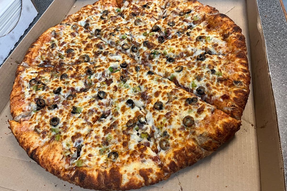 10" Unlimited Pizza/House Special Pizza