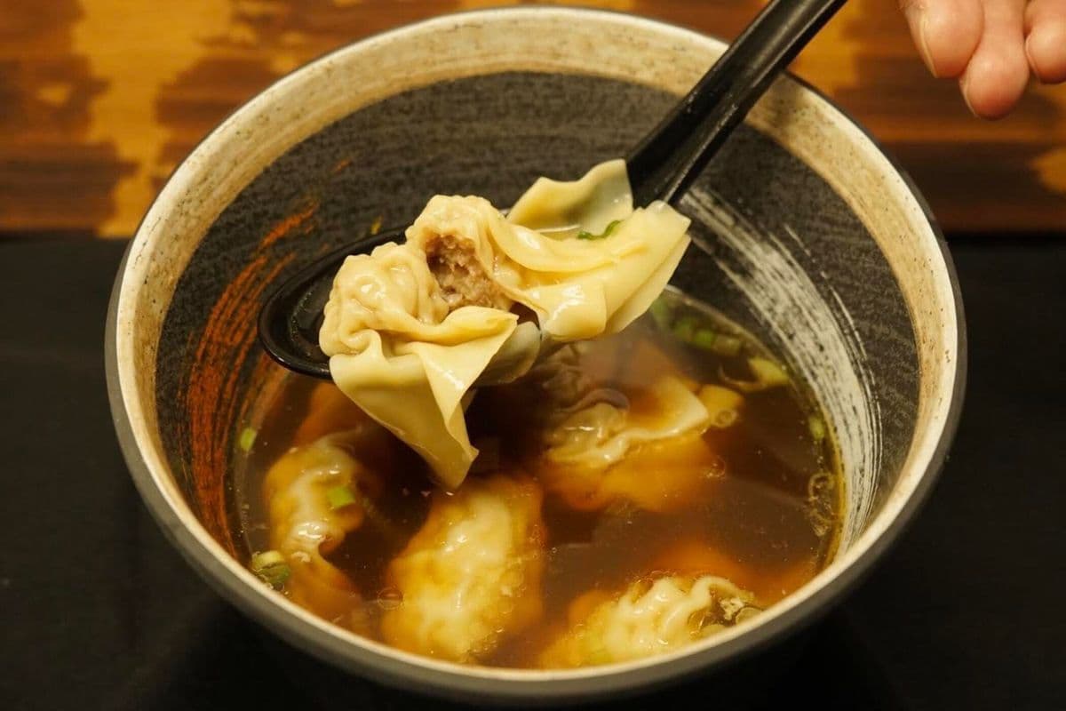Pork wontons (6pc)