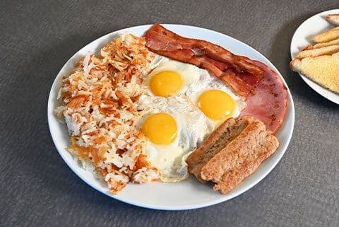 Hearty Breakfast Supreme