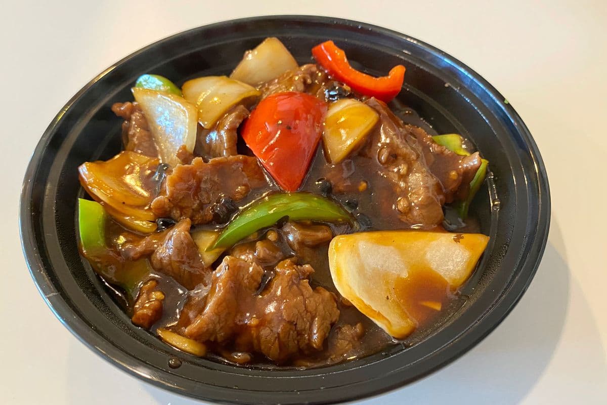 B7 Beef with Black Bean Sauce