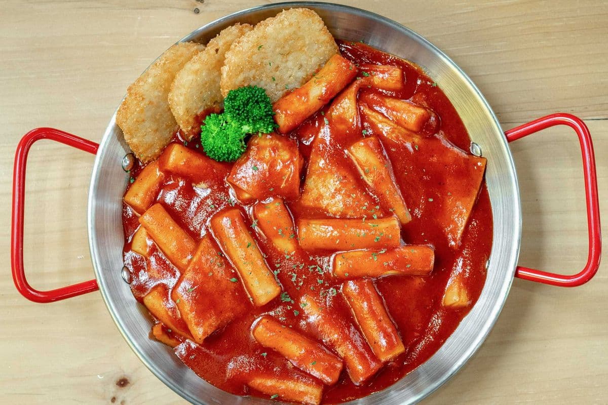 Tteok Bok Ki (떡볶이)