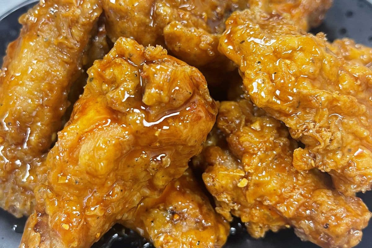 09. Flavoured Chicken Wings (10 pcs)