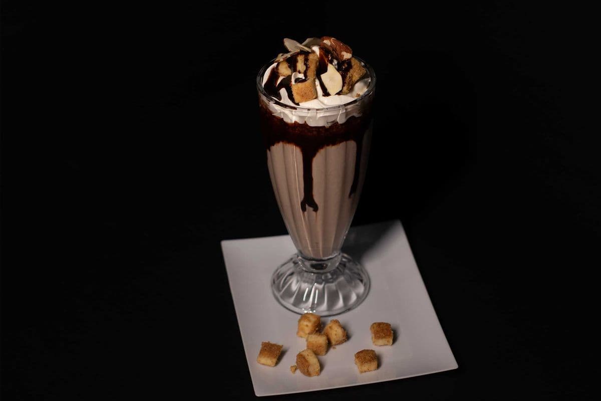 Mocha Almond Cheesecake Shake