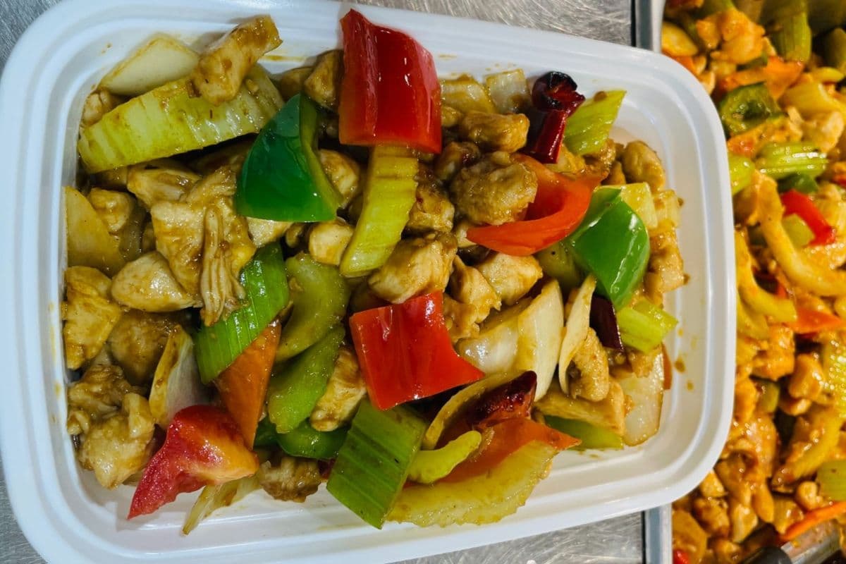 Kung Pao Chicken 宫爆鸡丁