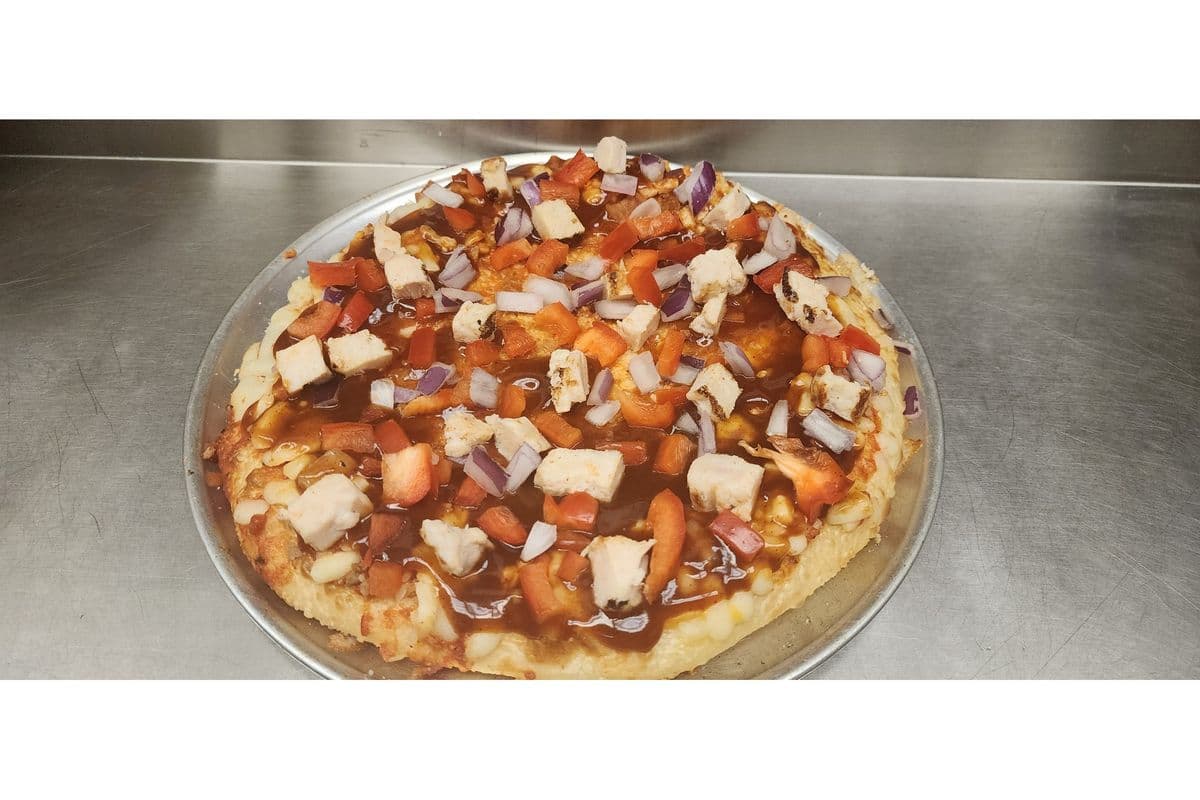10" BBQ Chicken Pizza
