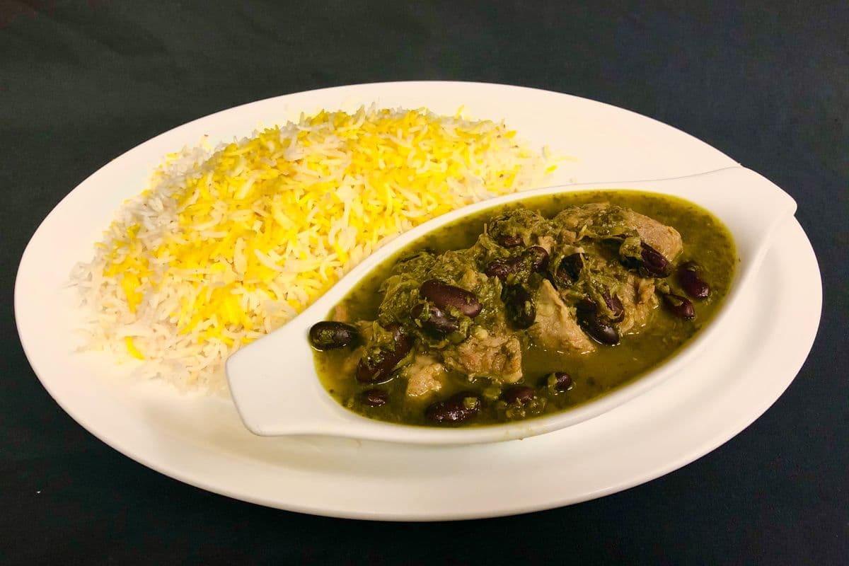 3. Qormah Sabzi and Lamb Yakhni With Saffron Rice