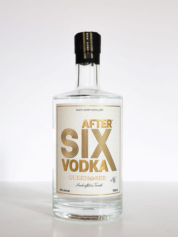After Six Queen Bee Vodka (40% alc.vol. 750ml)