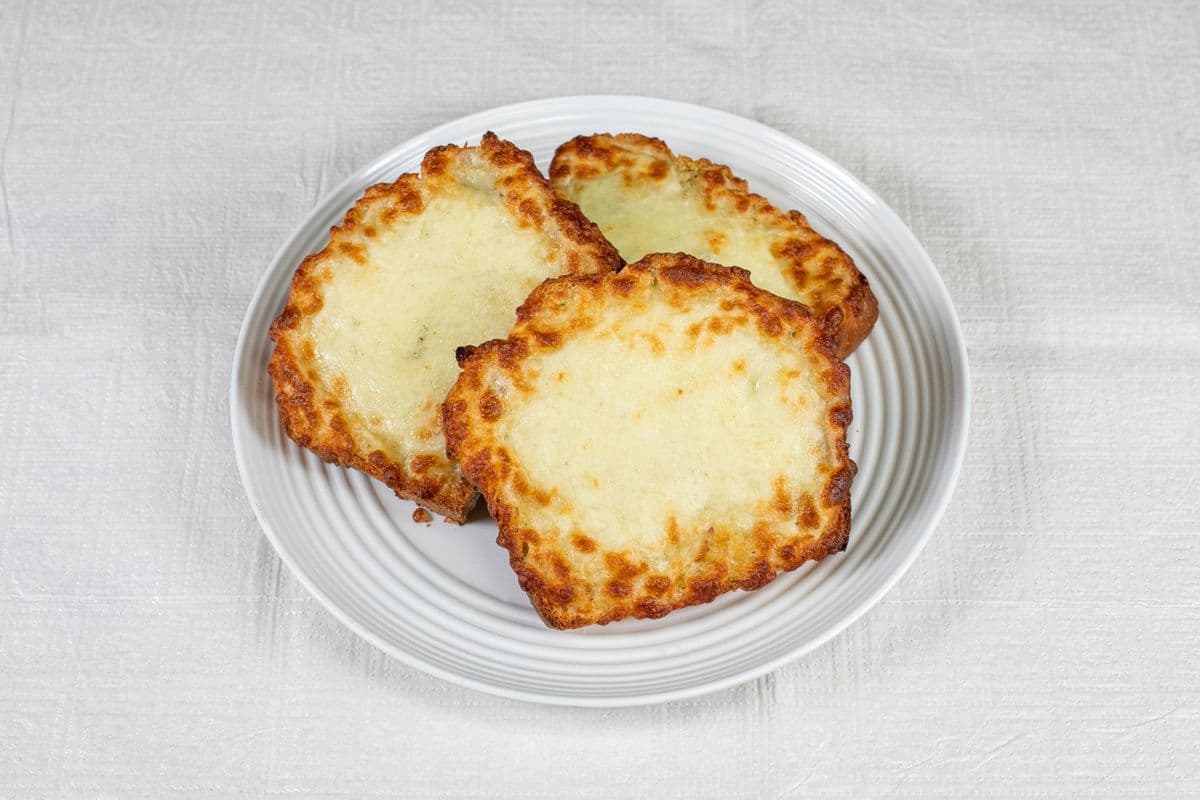 Garlic Bread with Cheese