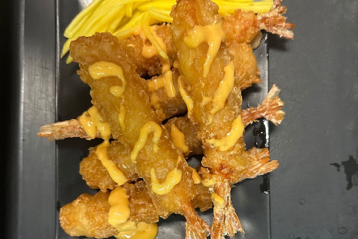 6. Tempura Shrimp With Mango Sauce ( 6 Pcs)