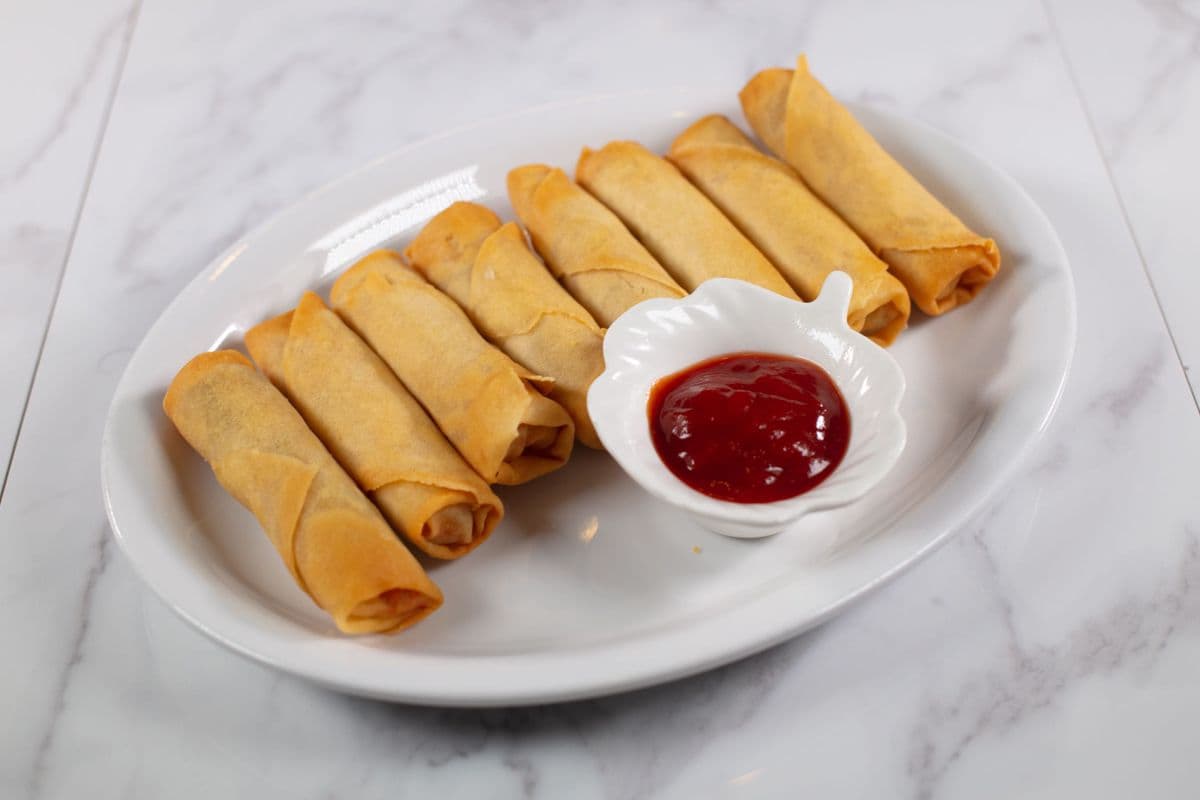 6. Vegetable Spring Roll (8 pcs)