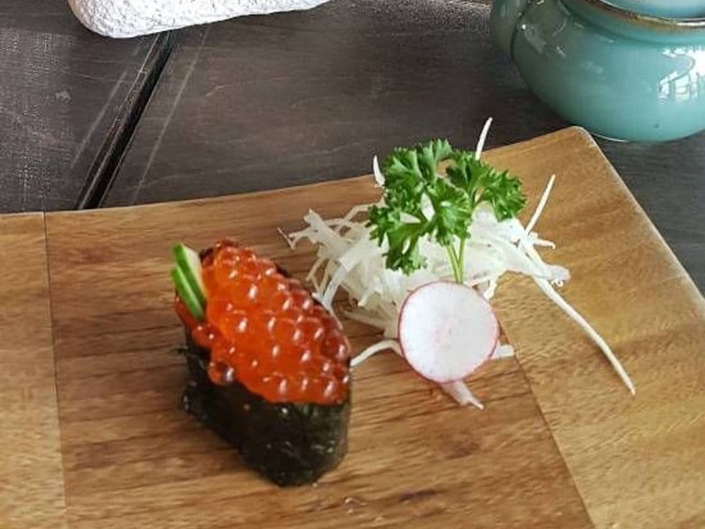 Ikura Nigiri