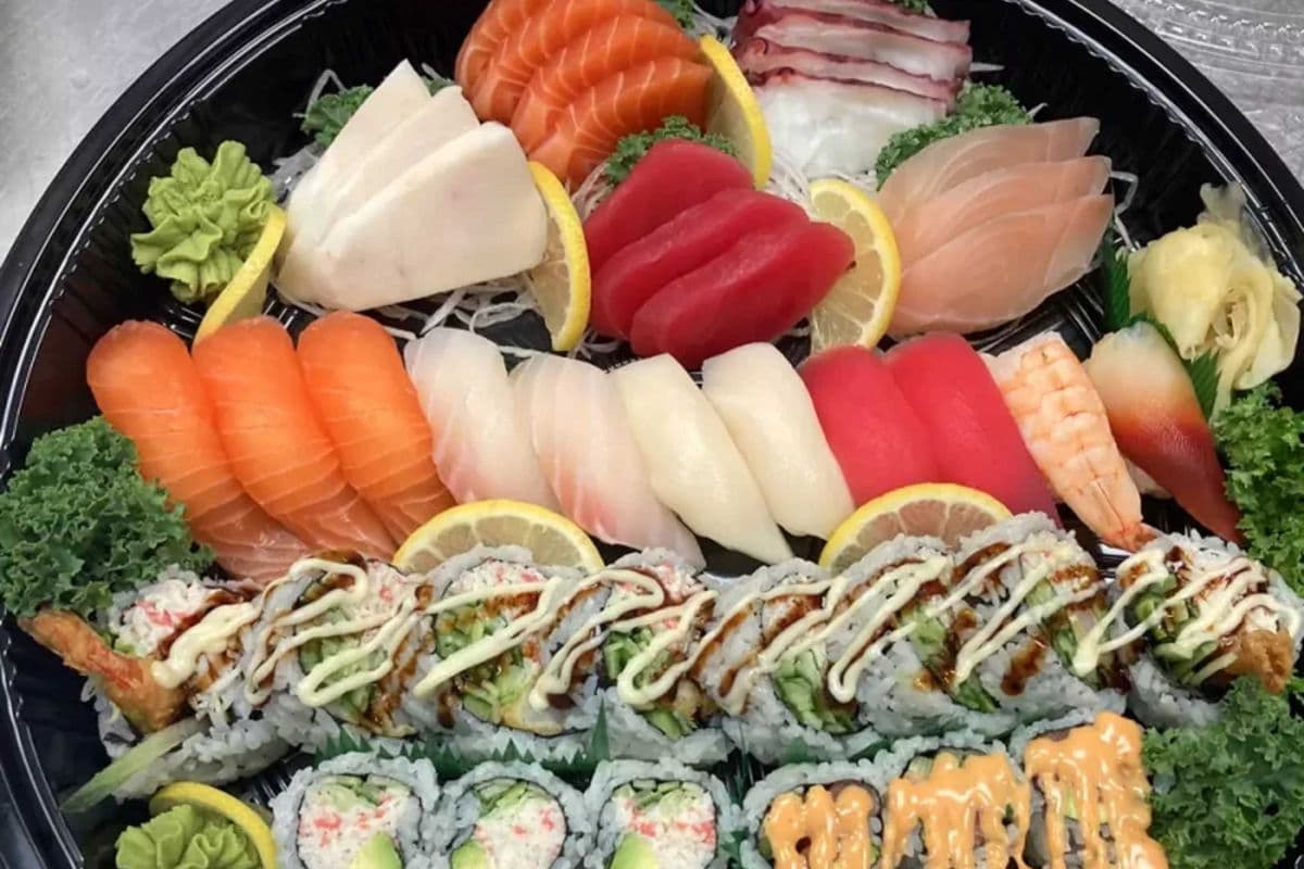 Sushi / Sashimi / Roll Tray (50pcs)