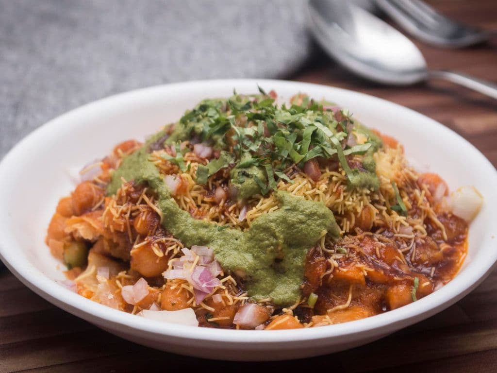 Ragada Samosa Chaat
