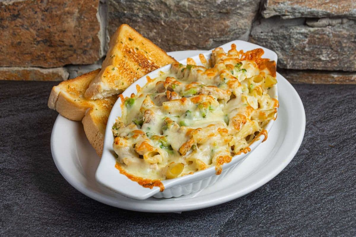 Baked Chicken and Broccoli Penne