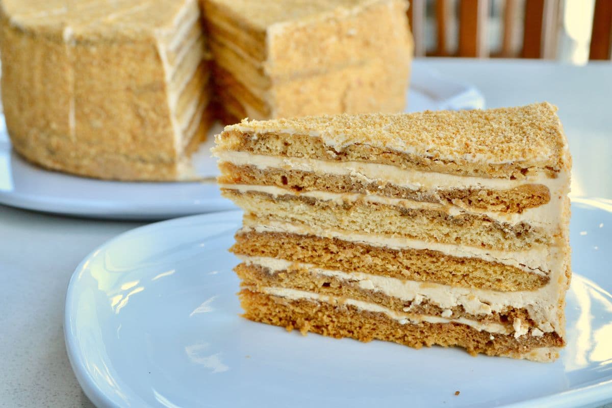 Honeycake (1 Slice)