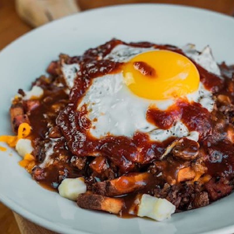 La Lendemain d’Brosse / Hangover Cure Poutine