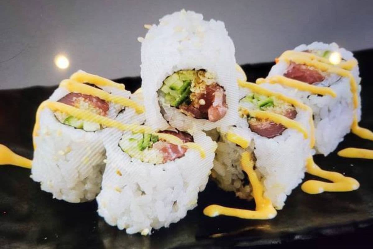 Spicy Red Tuna Maki (6 pcs)