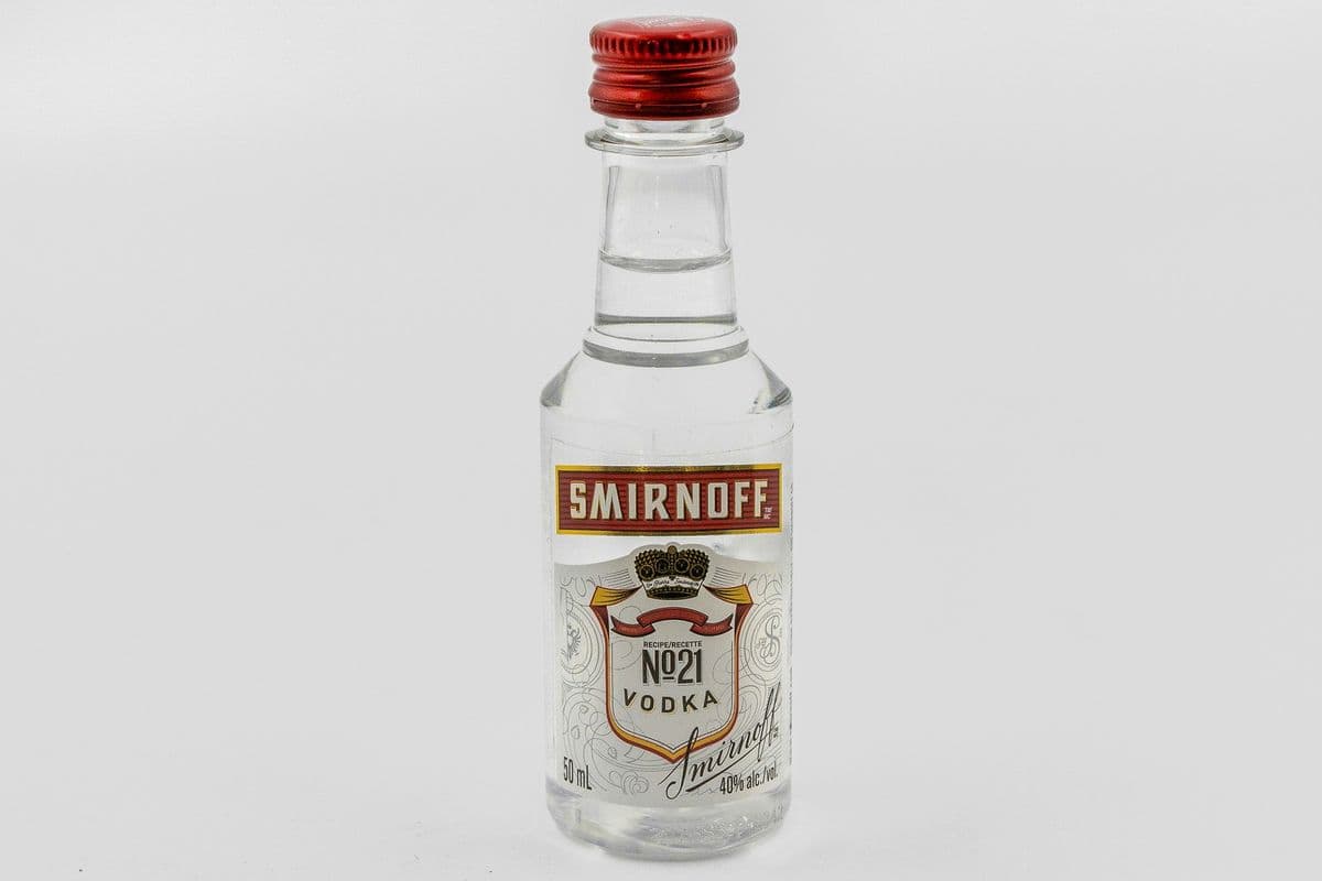 Smirnoff Vodka (1 x 50 ml)