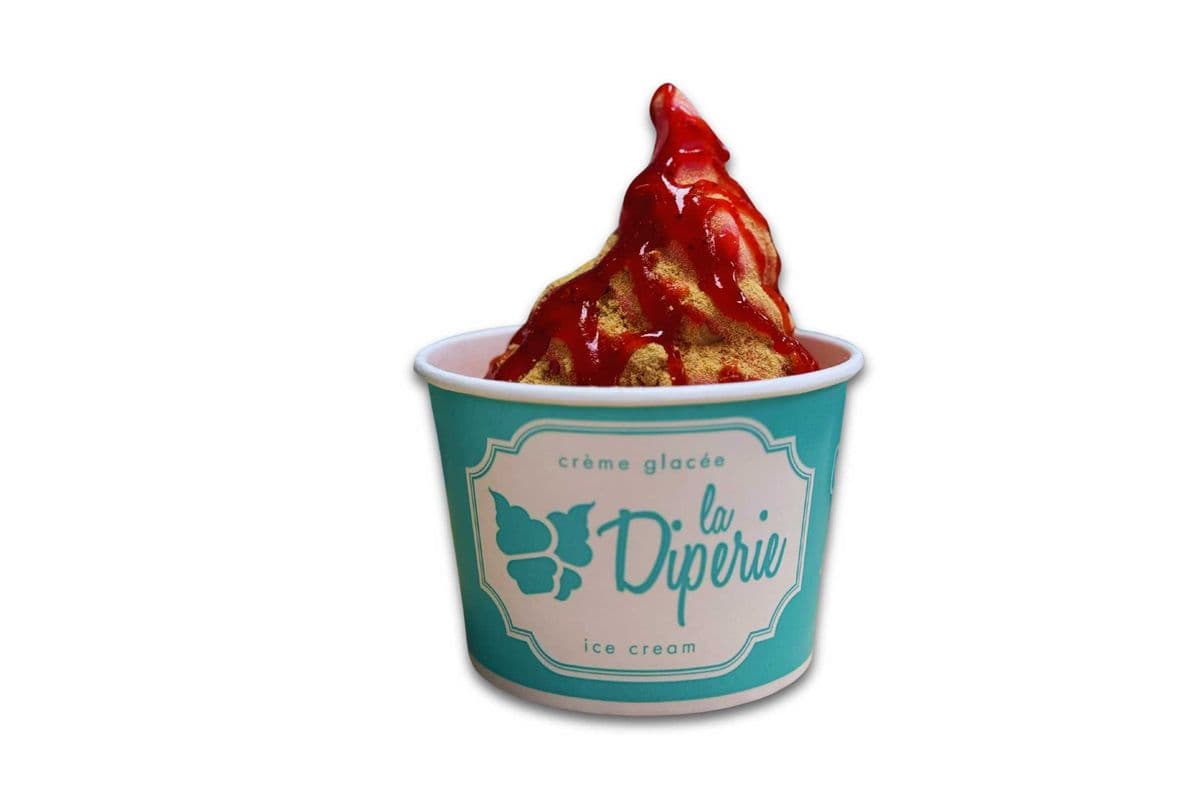 Strawberries Dream Premium Ice Cream