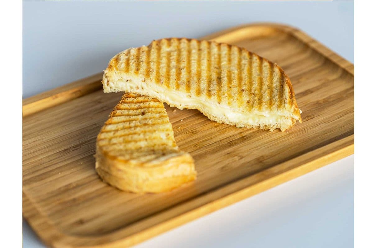 Mozzarella Grilled Sandwich