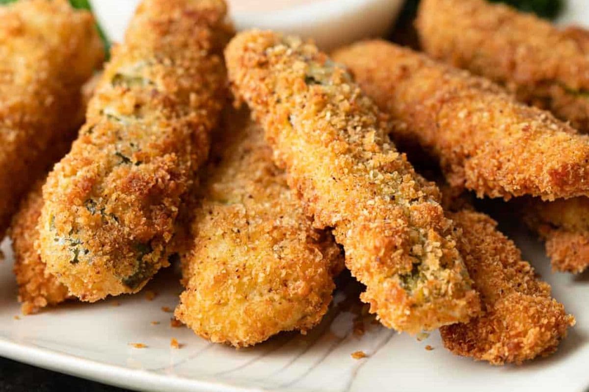 Deep-Fried Pickle Spears (7 pcs)