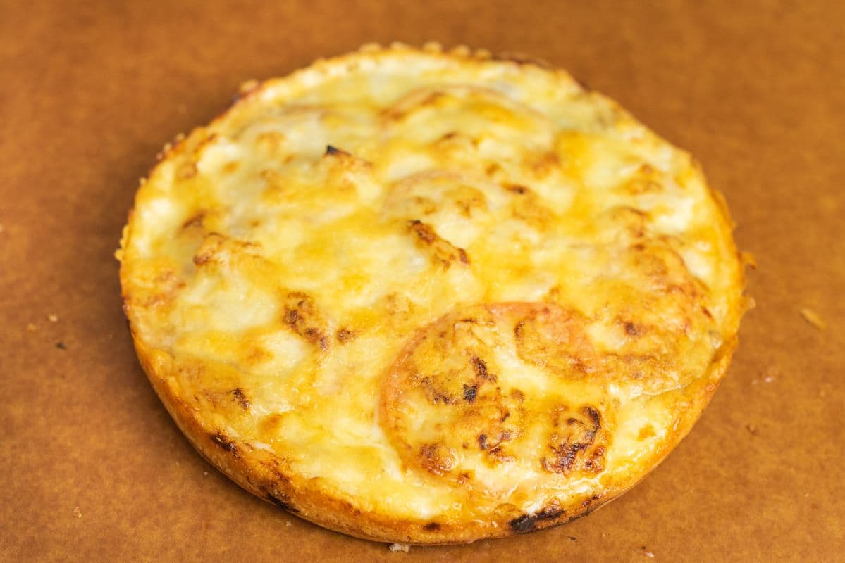 Basic Cheese and Pizza Sauce (Small) (8 inch)