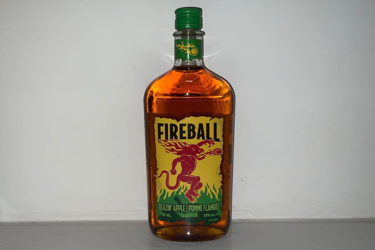FIREBALL BLAZIN APPLE (1 x 750ml)