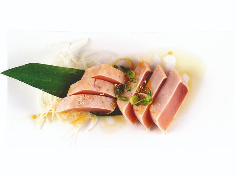 D5. Tuna Tataki Sashimi
