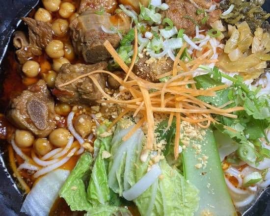 Chongqing Pork Ribs Noodle (重庆排骨面）