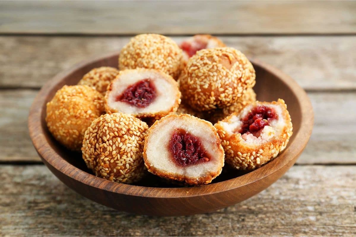 8 mini red bean sesame balls