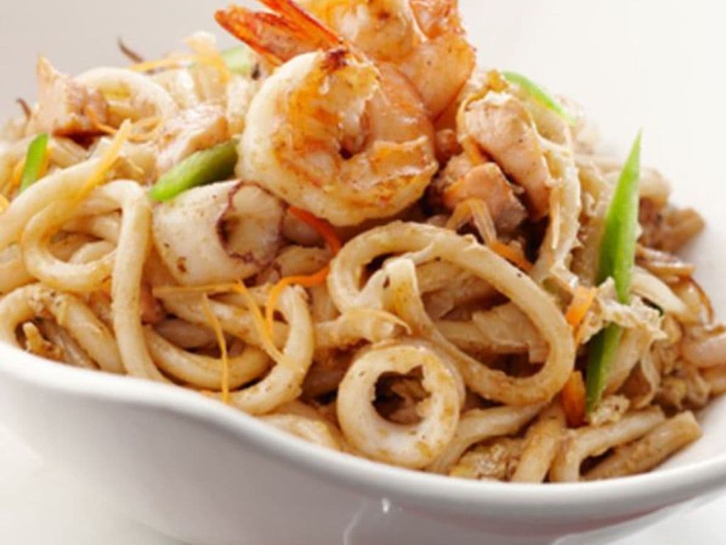 Seafood Fried Udon
